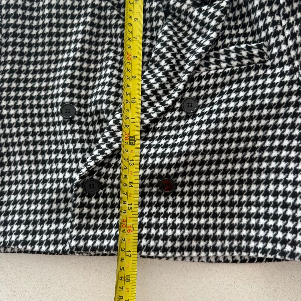 Black White Houndstooth Cropped Blazer & Skirt Set Size S Thick Material - Picture 13 of 16